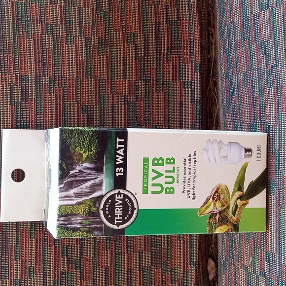 New! ZILLA 5.5" Reflector Dome Lamp & THRIVE 13W Tropical UVB Bulb. - Picture 6 of 9